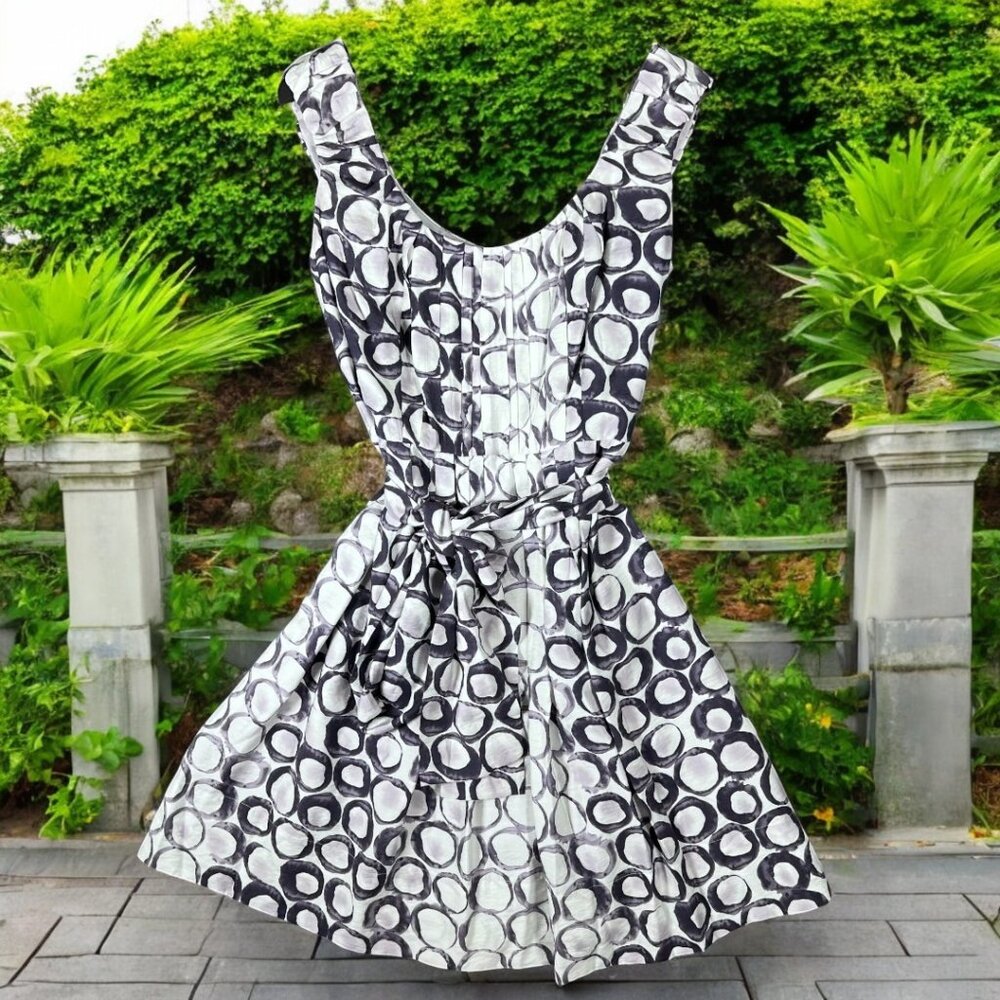 Adrianna Papelli sz 12 Fit Flare Sleeveless Geometric circle Dress tie waist